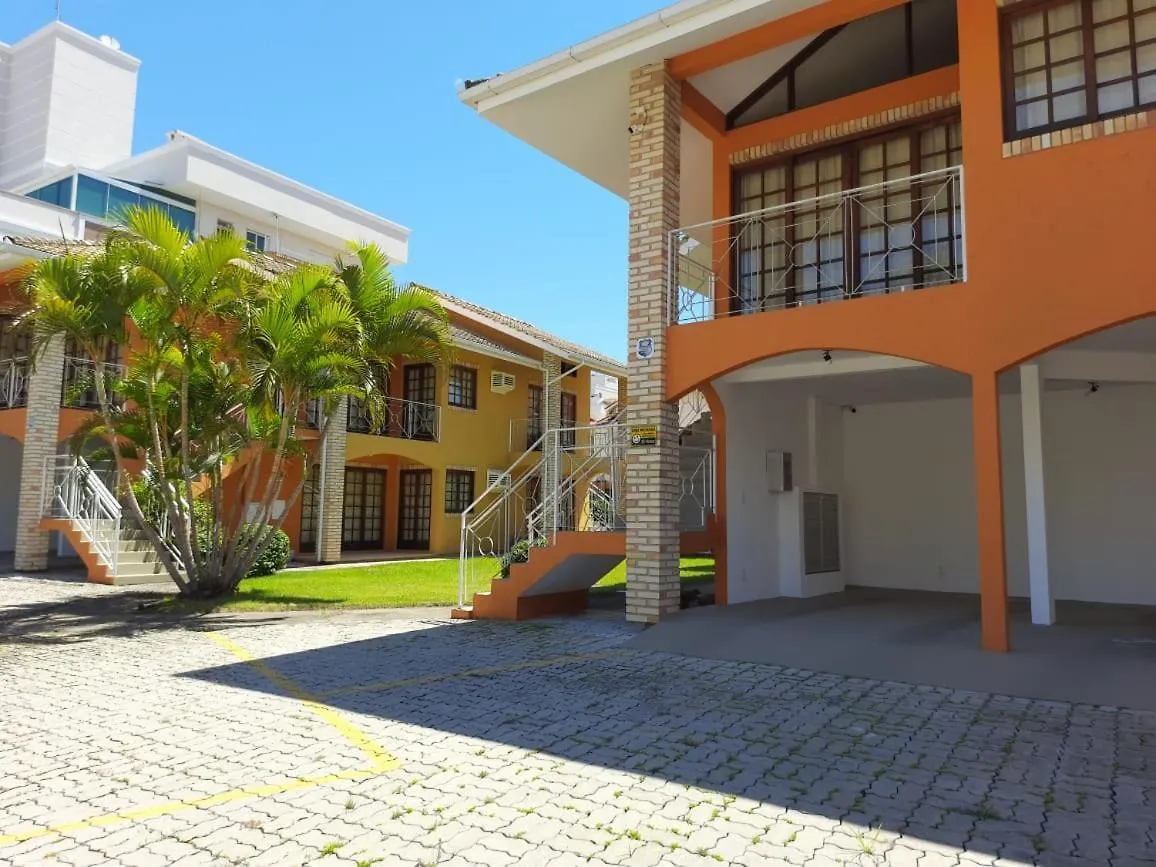 Апартаменты Residencial E Pousada Com Piscina Farol 9 Proximo Ao Mar Флорианополис Бразилия