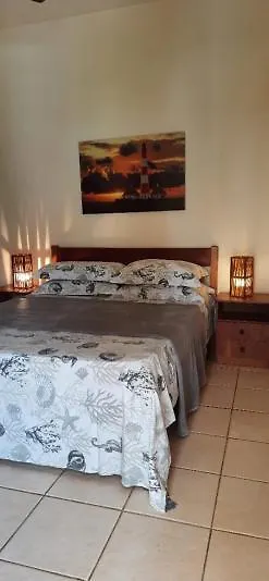 Residencial E Pousada Com Piscina Farol 9 Proximo Ao Mar Флорианополис